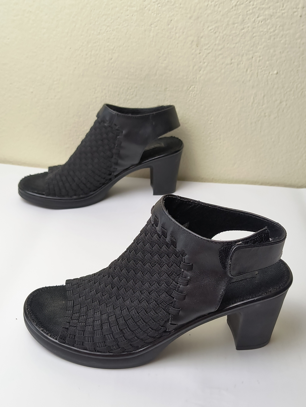 Steven By Steve Madden Elmore 6.5 Black Woven Slingback Heels